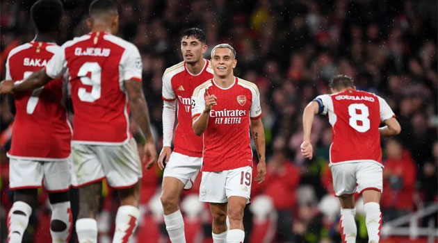 Arsenal 4-0 PSV Eindhoven. Revenire spectaculoasă a Tunarilor în Champions League după șase ani de absență Arsenal a făcut scor cu PSV Eindhoven, 4-0, la revenirea în Champions League după șase ani de absență