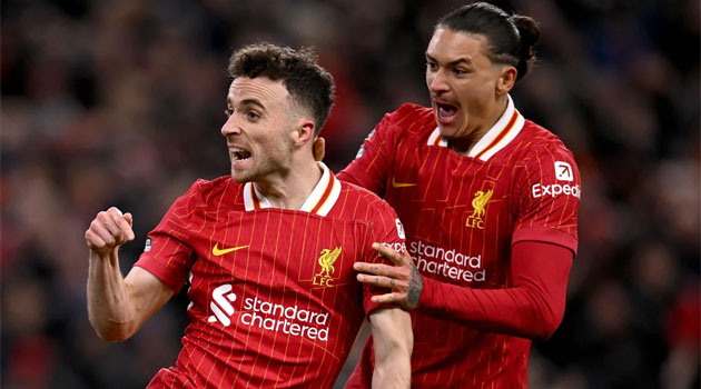 Liverpool 2-2 Fulham. Liderul pierde din nou puncte, cu un om mai puțin din minutul 17 Gol de 2-2 marcat de Diogo Jota în meciul Liverpool - Fulham
