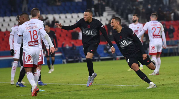 PSG – Brest 2-0. Victorie pentru parizieni inspirată de Mbappe Mbappe, marcator în meciul PSG - Brest 2-0