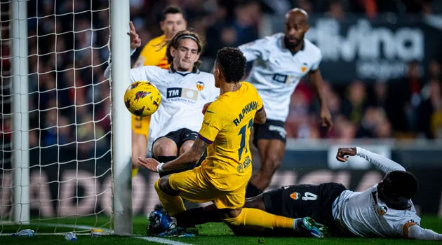 Valencia 1-1 Barcelona. Meci bun, dar al treilea la rând fără victorie pentru formația blaugrana Meci de calitate pe Mestalla, Valencia - Barcelona 1-1